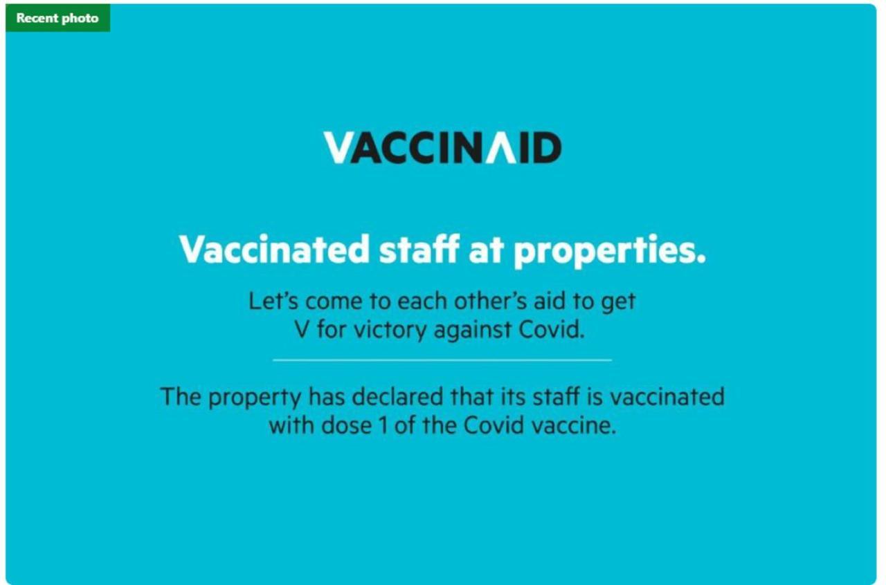 Vaccinated Staff - Spot On 2053 Granada Syariah Home Stay Бандунг Екстер'єр фото